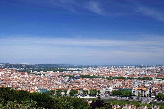 lyon-from-the-hill.jpg
